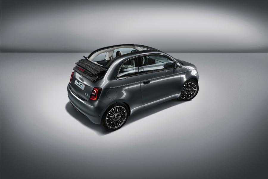 Fiat 500 la Prima - Italia Cabrio 2020 года  (фото 10 из 42)